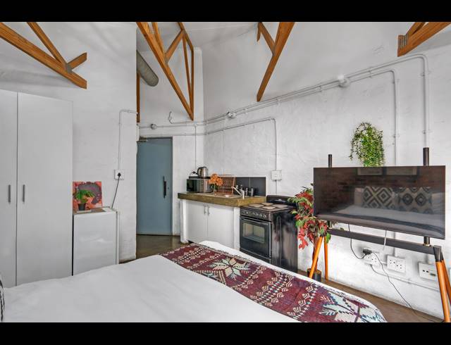 0.5 BEDROOM APARTMENT FOR SALE IN MABONENG